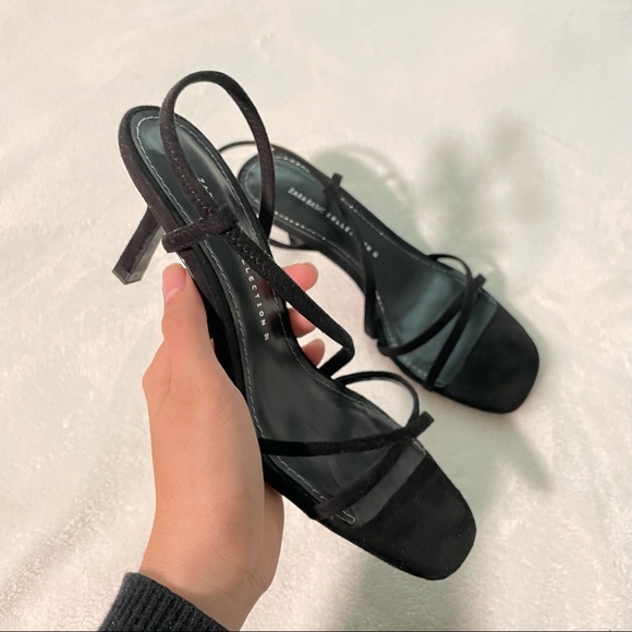 SOLD🚫 - Picture 2 of 6